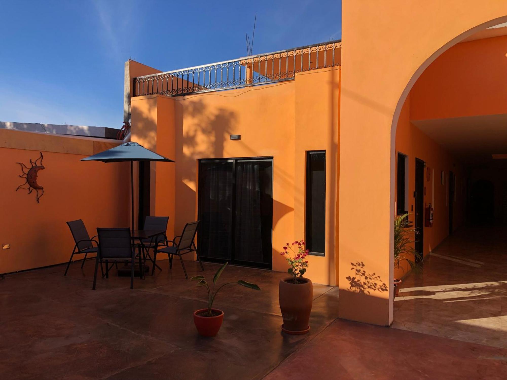 Tres Iguanas Apart Hotel - New, Cozy & Spacious Flats, Short Walk To Beach Loreto  Dış mekan fotoğraf